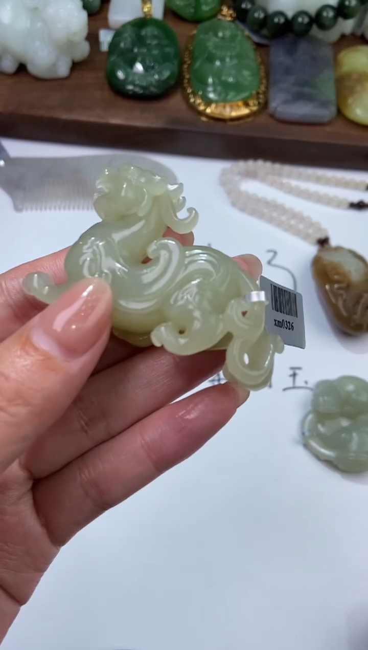 和田玉未镶嵌颈饰2203489