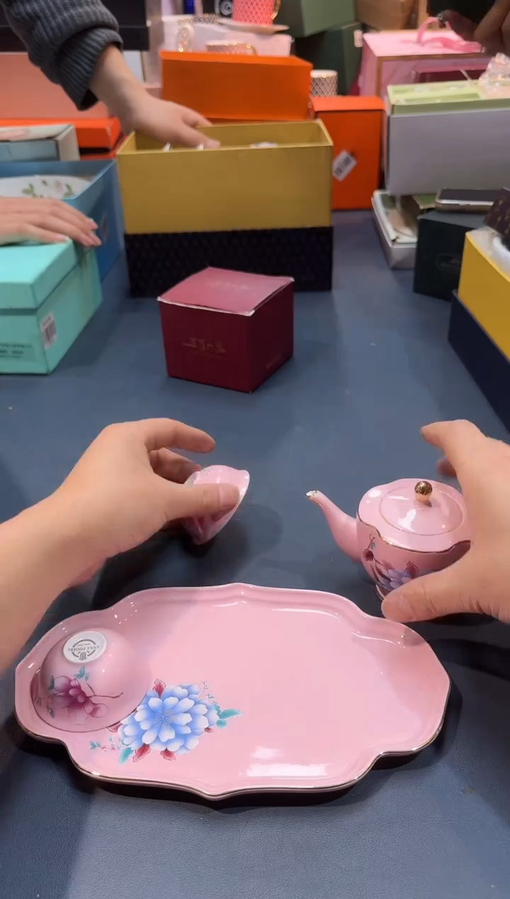 【闪购商品】碗HT138全场正品，京东包邮