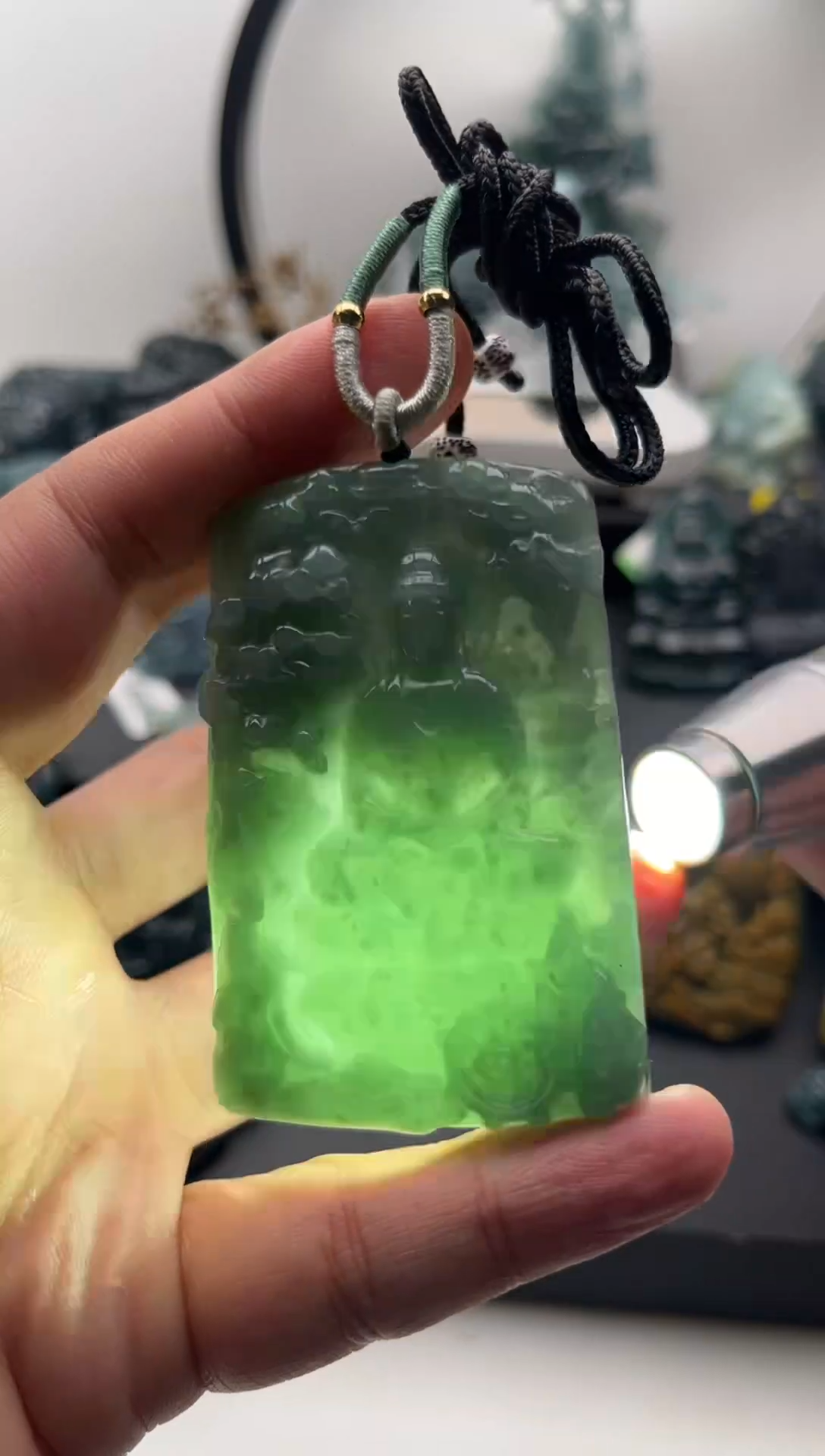 颈饰未镶嵌翡翠大牌子