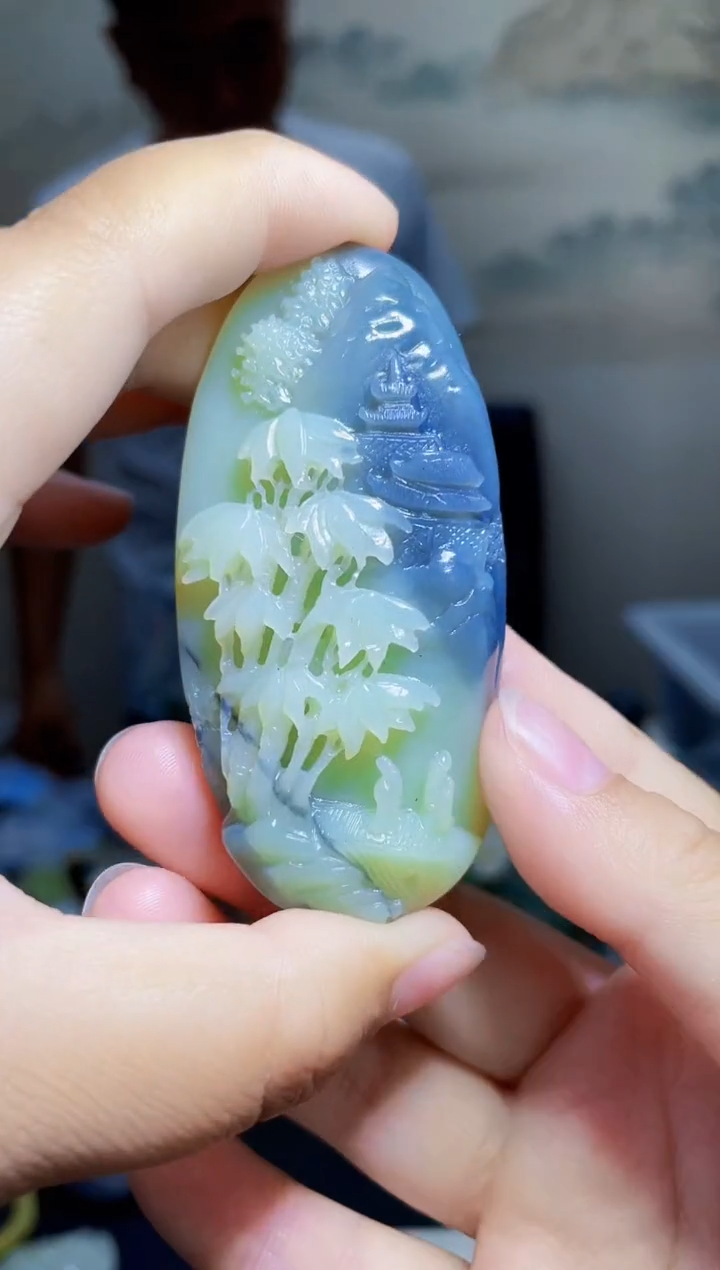 和田玉未镶嵌颈饰1