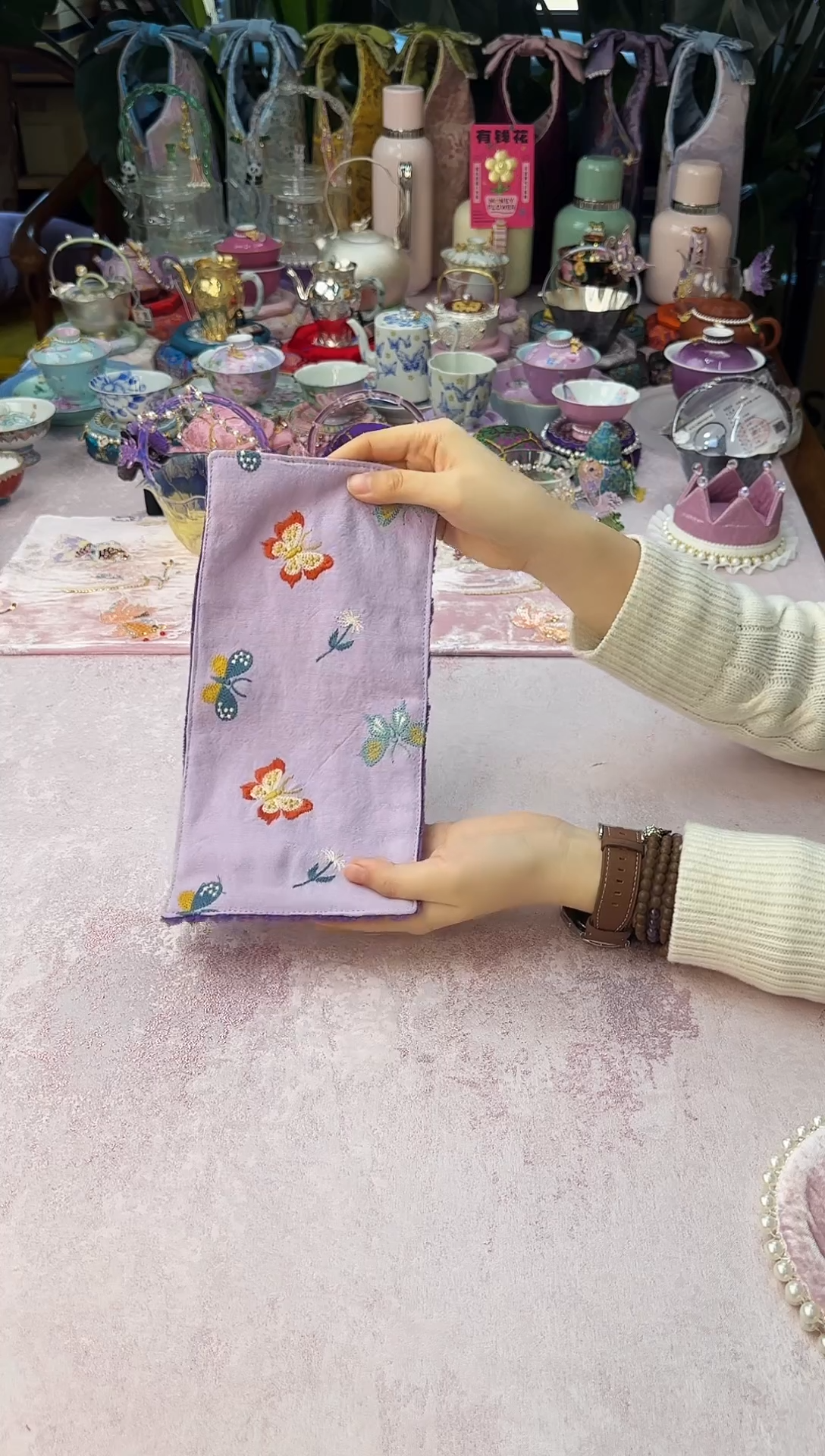 61刺绣茶巾蝴蝶款
