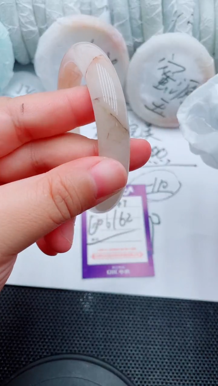 石英质玉手镯未镶嵌B47-60-61-62