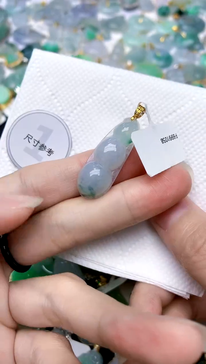 颈饰银S925镶嵌翡翠天然A货翡翠
