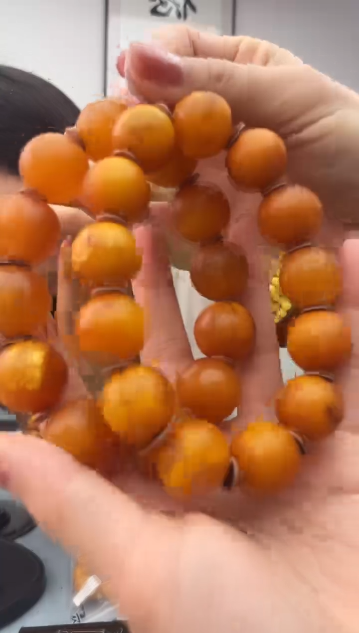 未镶嵌蜜蜡珠宝奇石假一罚十，044.18微瑕多样性发一件