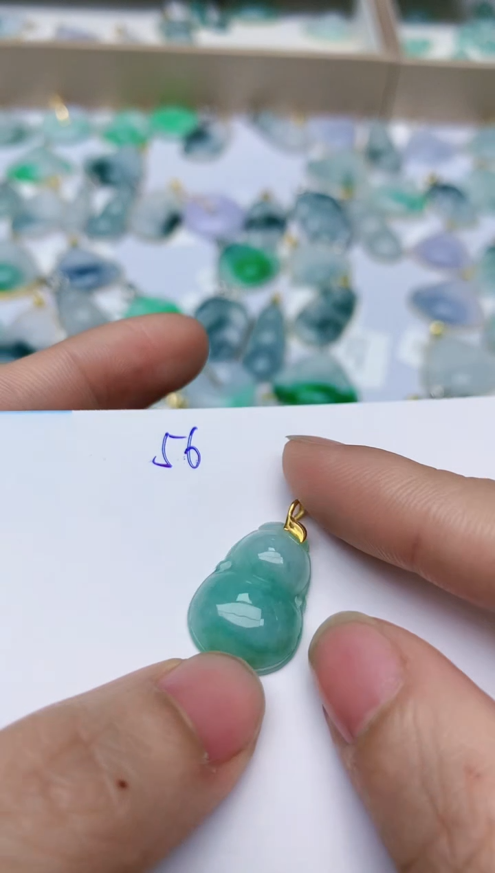 【闪购商品】翡翠颈饰18K金镶嵌天然翡翠A货    56