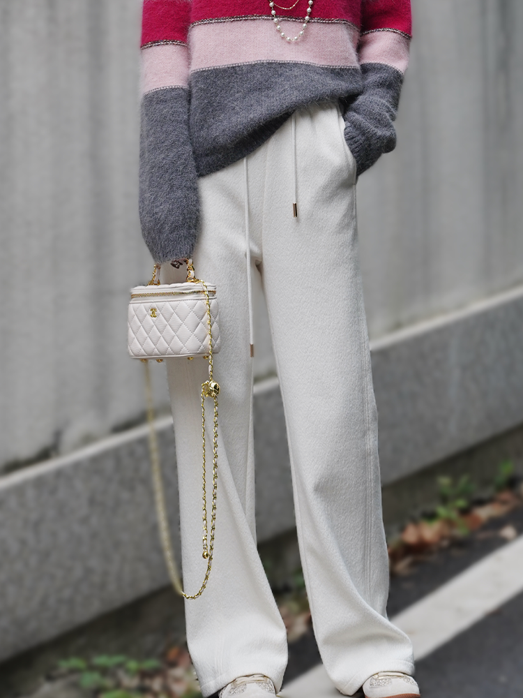 冬季流行慵懒松弛感白色垂感休闲裤轻奢高级感显瘦雪花绒轻柔裤子