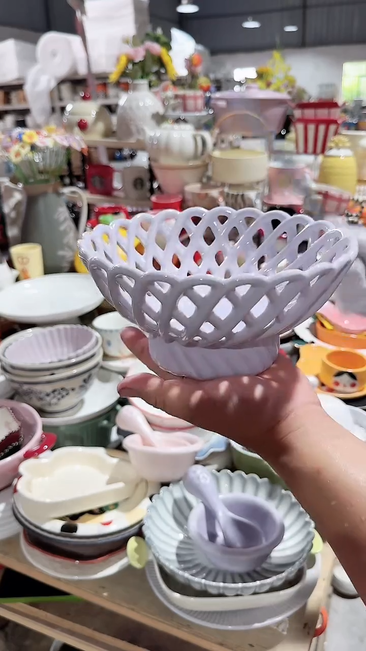 碗紫色高脚 微瑕凑满20元包邮