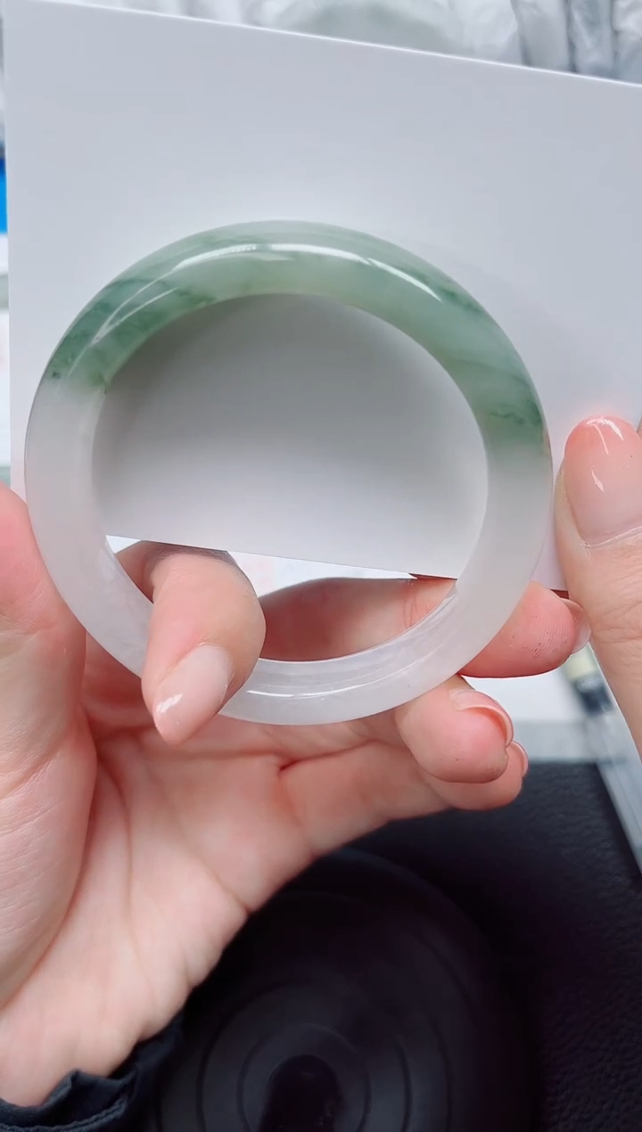 石英质玉手镯未镶嵌60-56.3