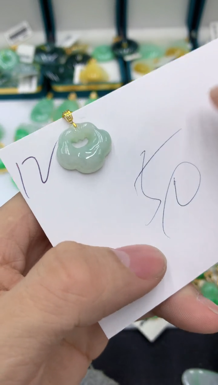 【闪购商品】翡翠颈饰18K金镶嵌号链接11111