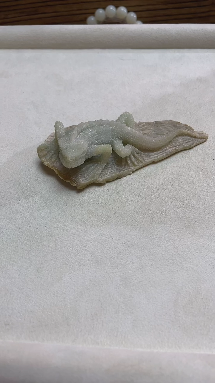 【闪购商品】定制翡翠未镶嵌DJ 蜥蜴