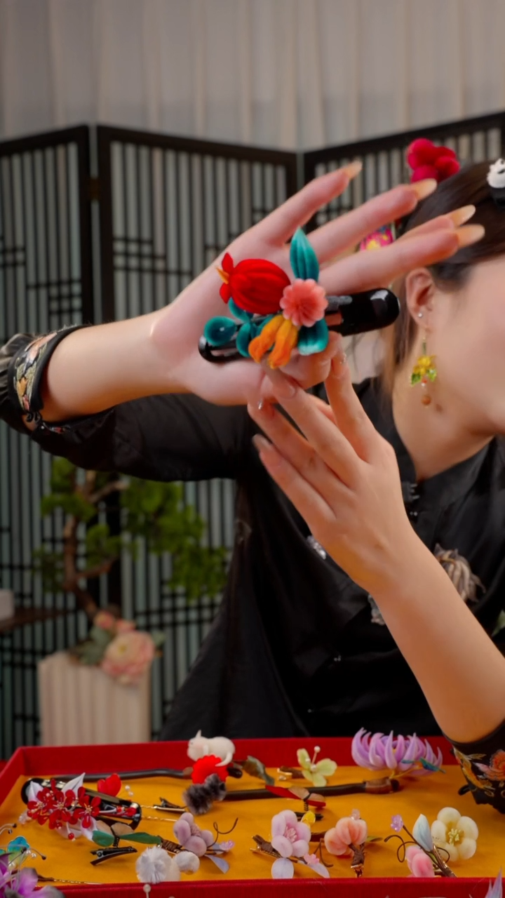 刺绣苏绣非遗绒花饰品