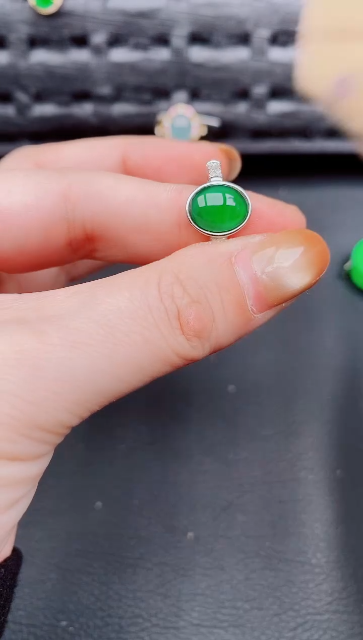 【闪购商品】翡翠戒指银S925镶嵌天然a货翡翠589