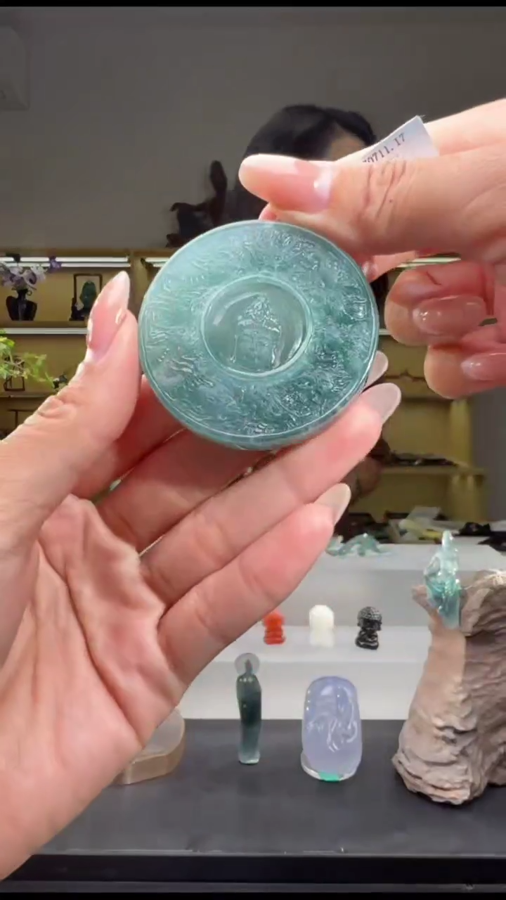 吊坠(不含链)未镶嵌翡翠观音（多样性发其一）