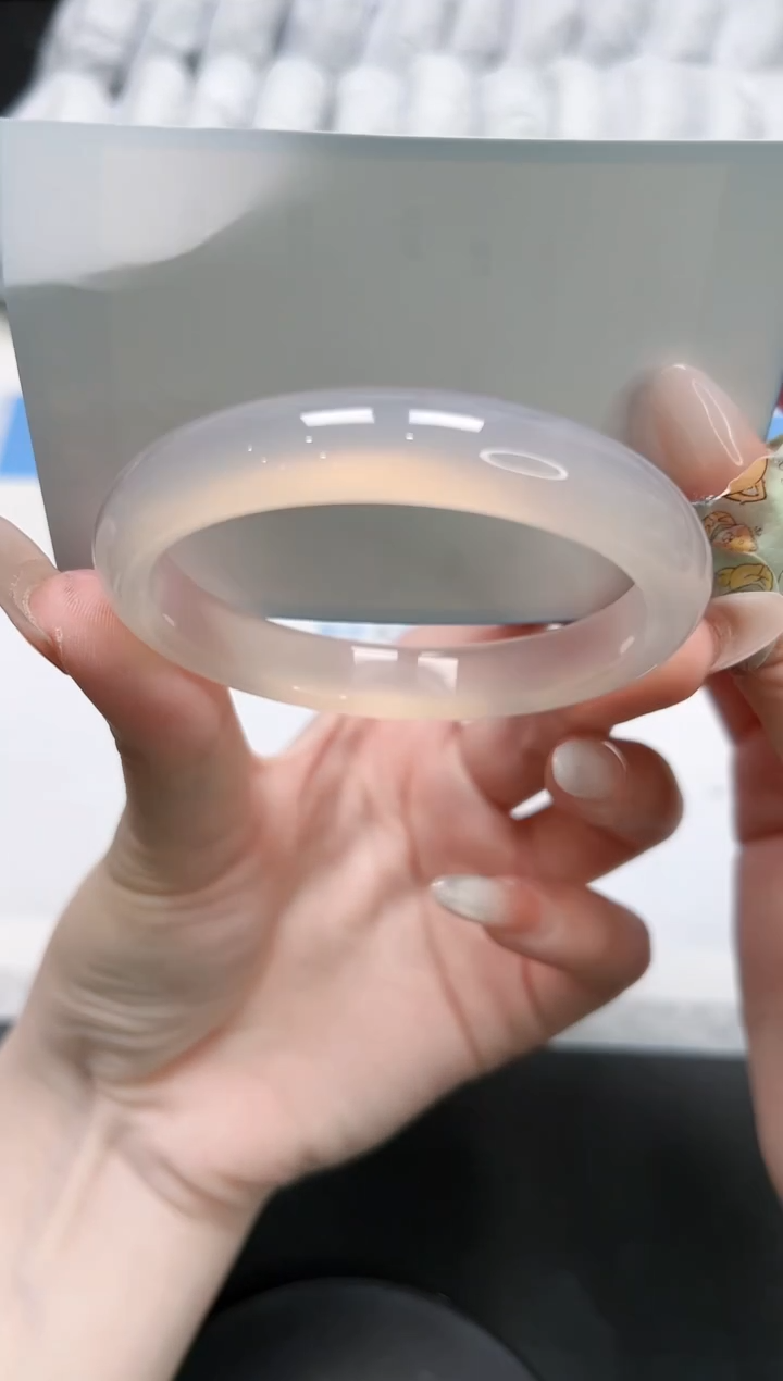 石英质玉未镶嵌手镯271-54荔枝