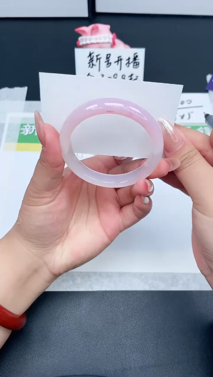 【闪购商品】石英质玉手镯未镶嵌118-55.1