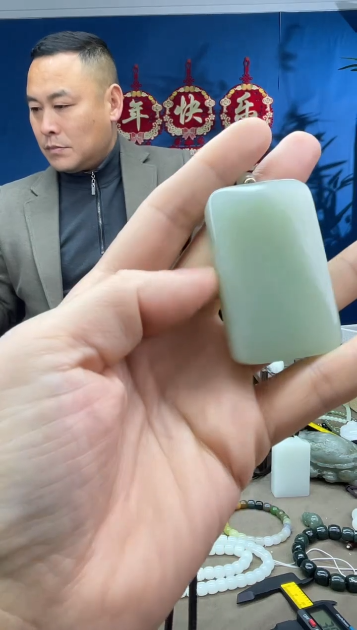 【闪购商品】和田玉颈饰未镶嵌1