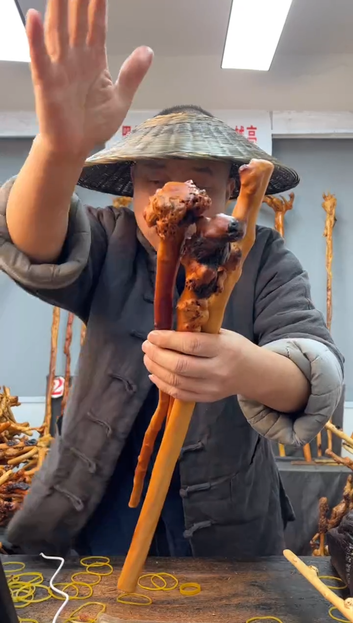 【闪购商品】黑果木其他黑果木359