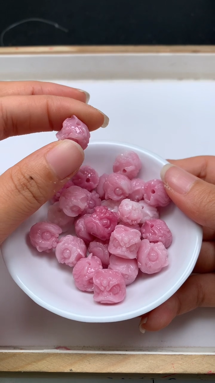 未镶嵌散珠拼合珍珠（马贝珠）E212 女皇贝 醒狮头13*14mm3个5.8元