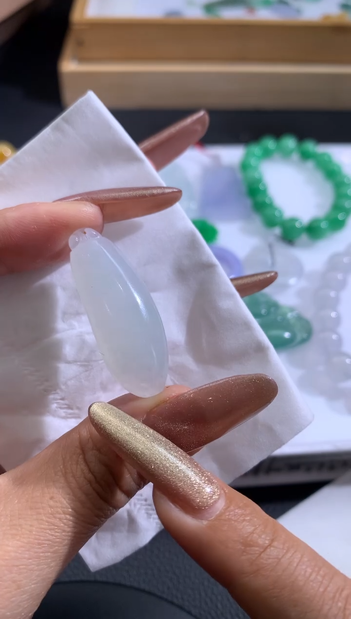 【闪购商品】定制翡翠未镶嵌翡翠