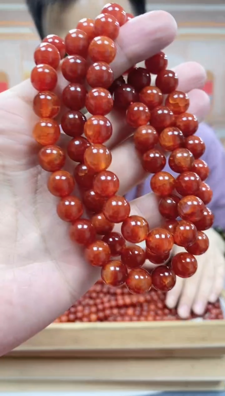 玛瑙/玉髓手串未镶嵌龙鳞风血项链68颗  多样性发货其一