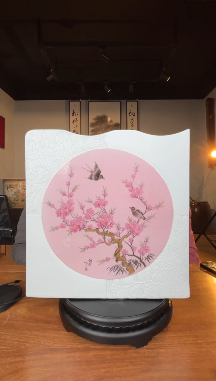 【闪购商品】摆件G22【人间瓷画】《胡晶》