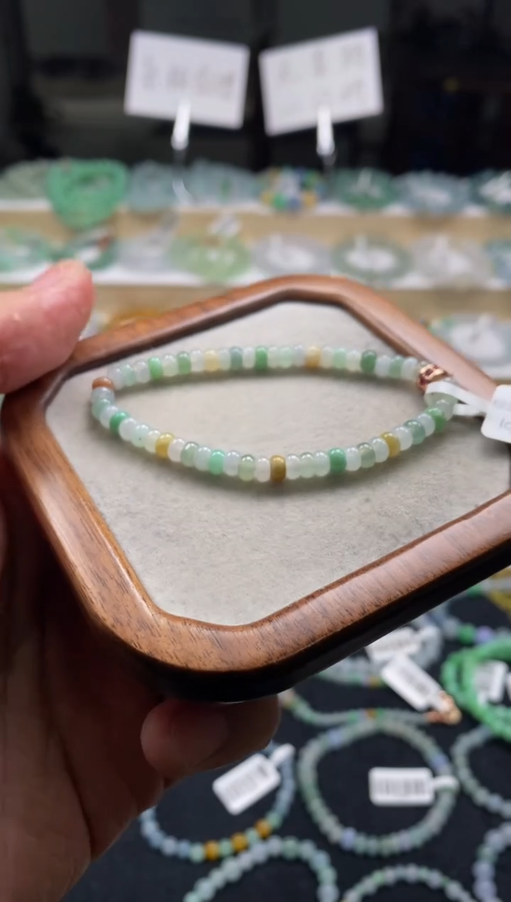 【闪购商品】翡翠手链未镶嵌天然A货翡翠