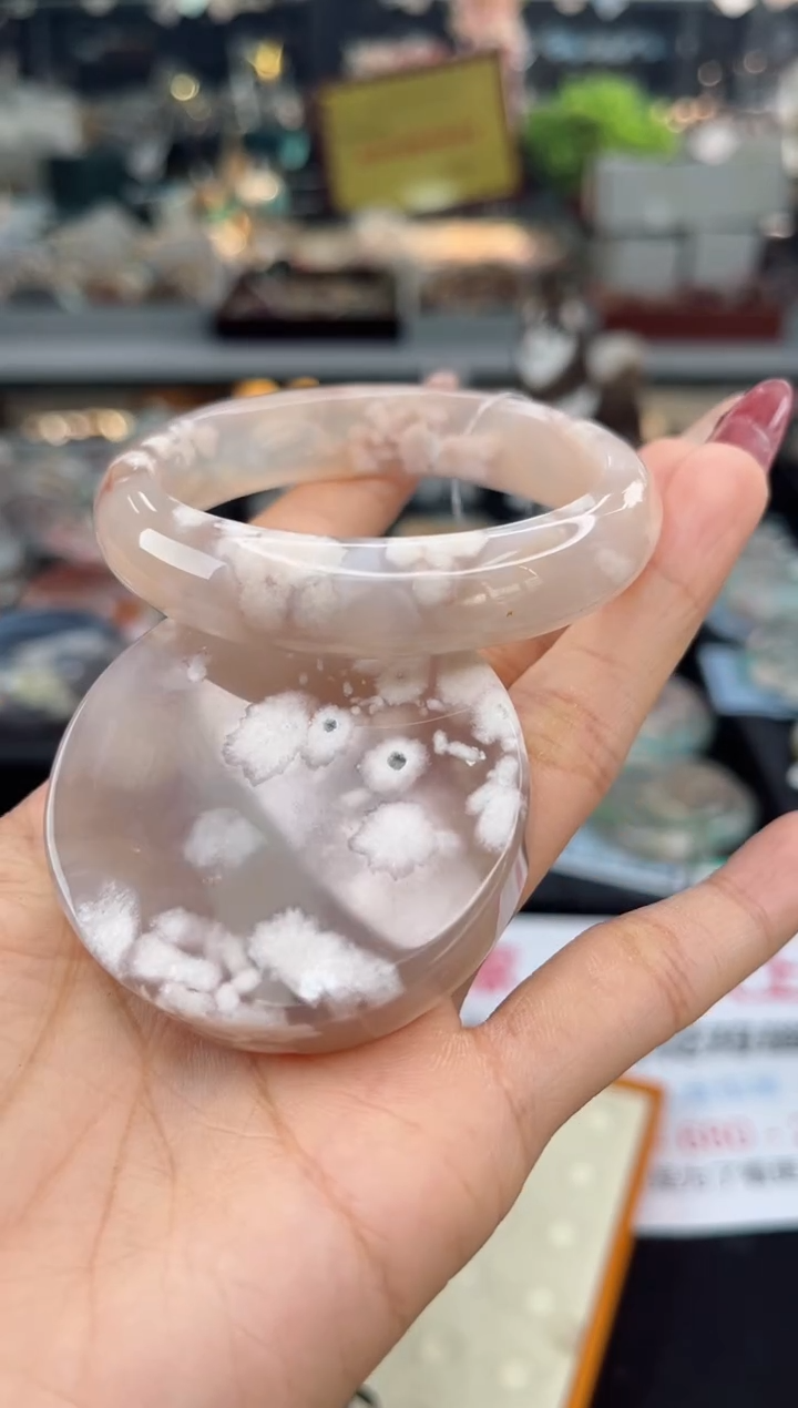 【闪购商品】石英质玉手镯未镶嵌54圈口（赠品镯心）1685132