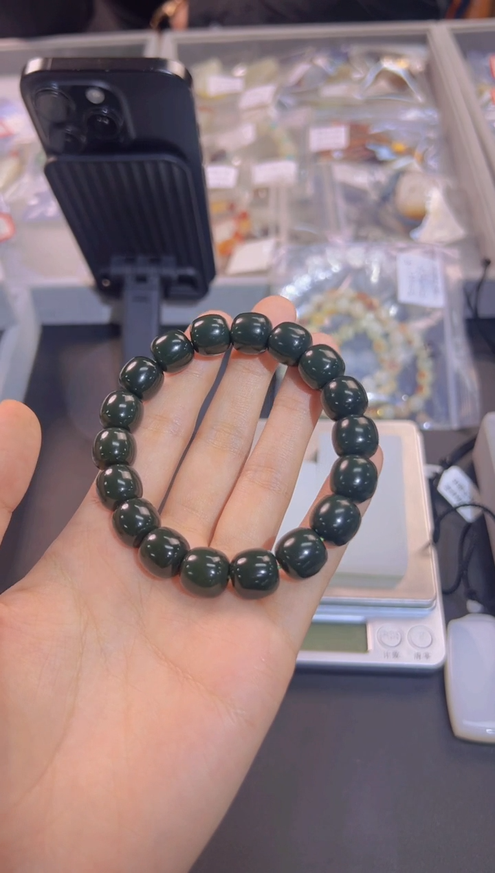 未镶嵌手串和田玉北**兵JKZ10113