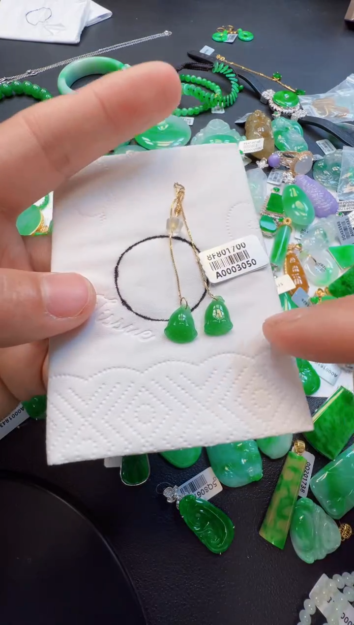 【闪购商品】翡翠耳饰18K金镶嵌800元