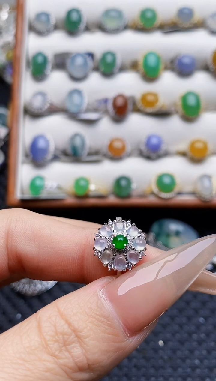 银S925镶嵌戒指翡翠5550