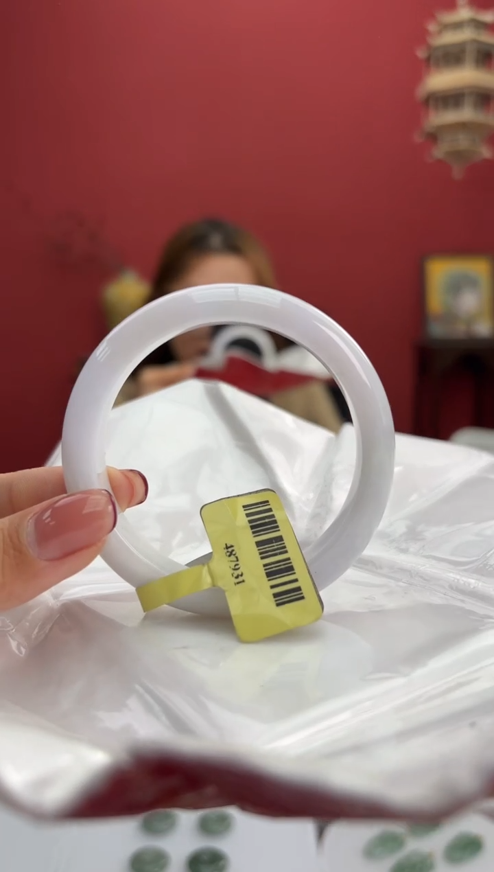 【闪购商品】翡翠手镯未镶嵌3手镯