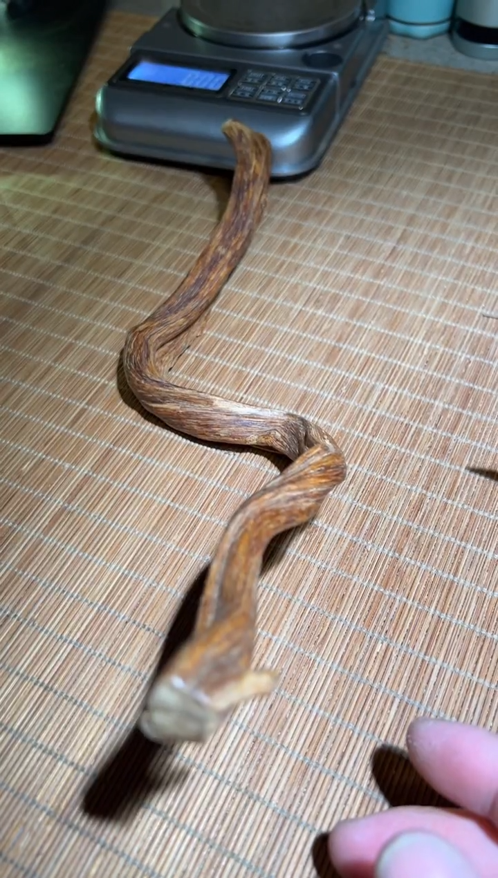 【闪购商品】沉香手把件达拉干21克