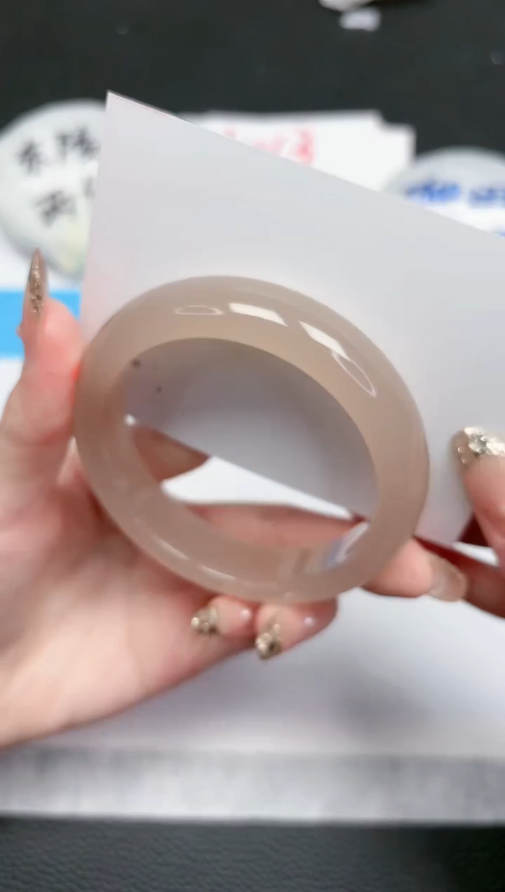 【闪购商品】石英质玉手镯未镶嵌140-57.7