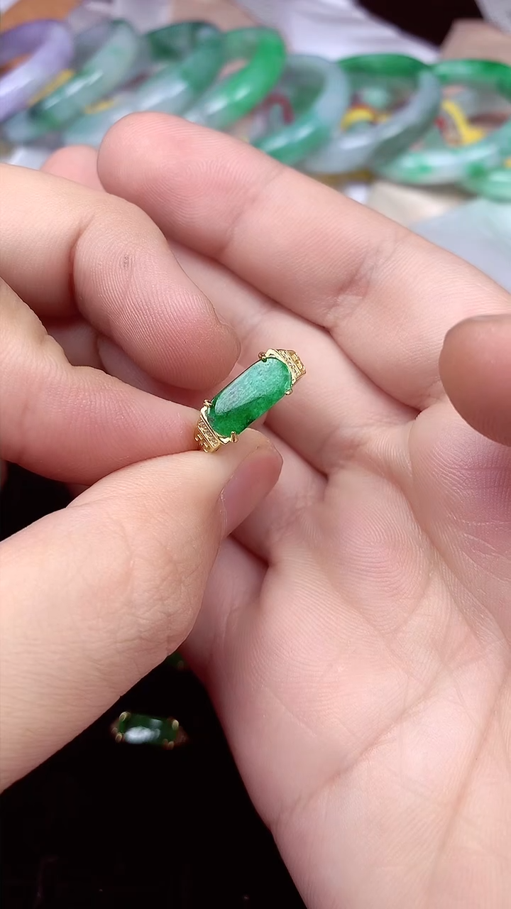 【闪购商品】翡翠戒指银S925镶嵌戒指