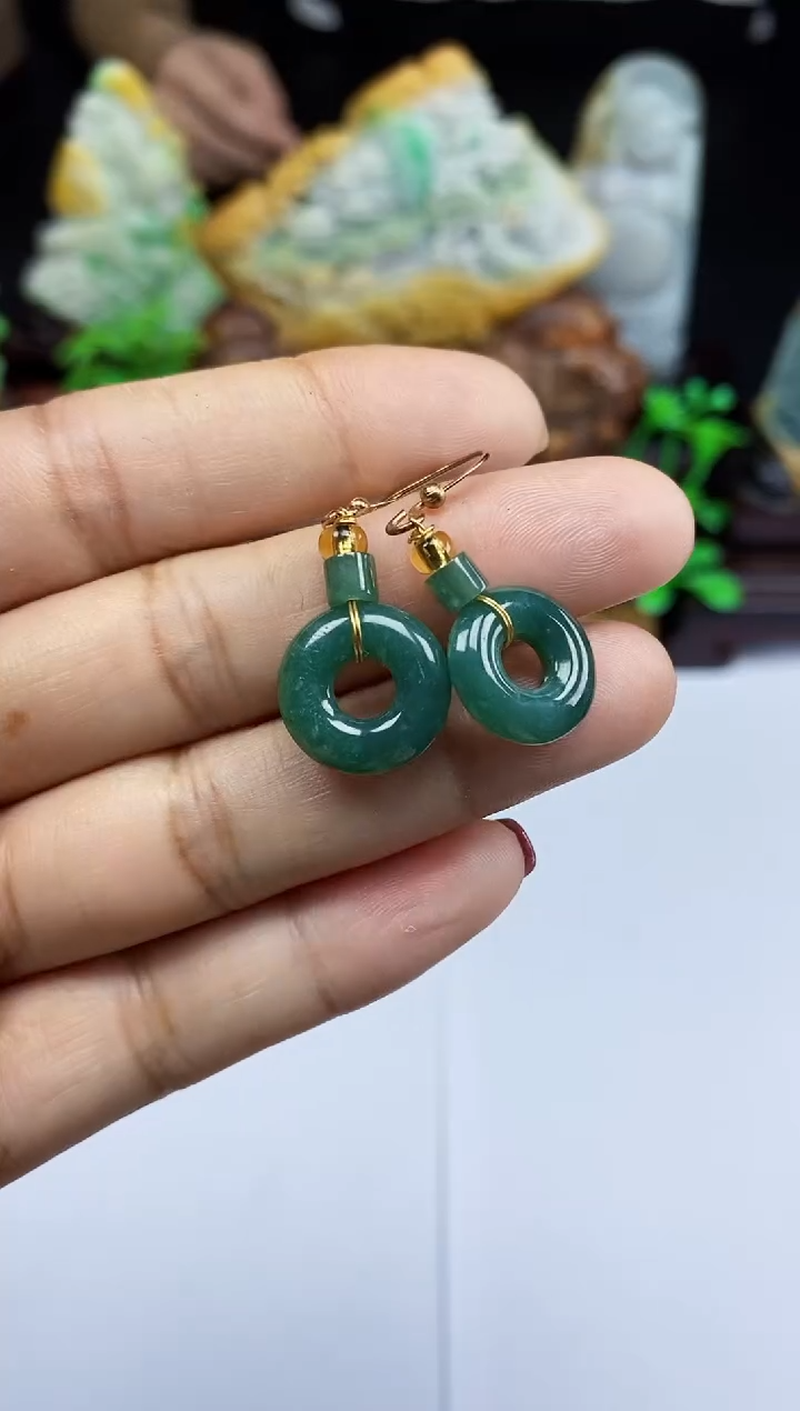 【闪购商品】翡翠颈饰未镶嵌翡翠A货