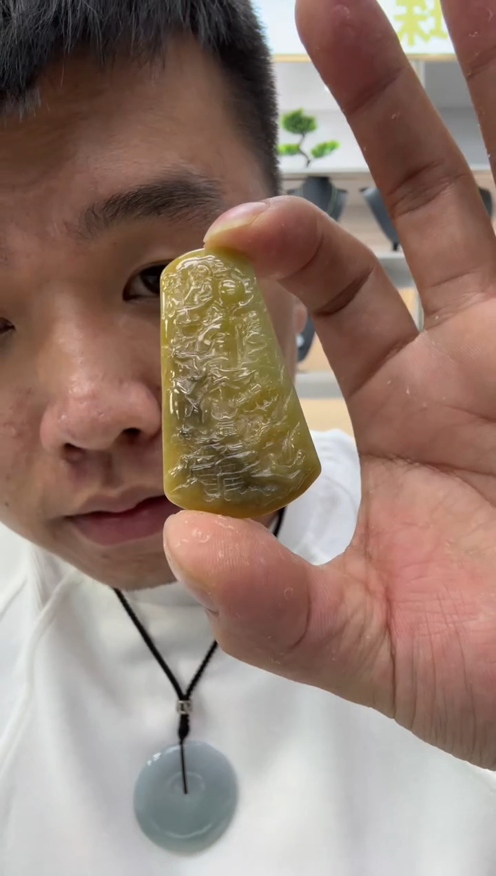 颈饰未镶嵌翡翠天然翡翠A货孤品一件