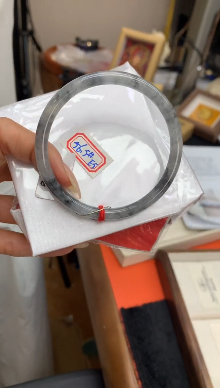 【闪购商品】翡翠手镯未镶嵌手镯#56.5