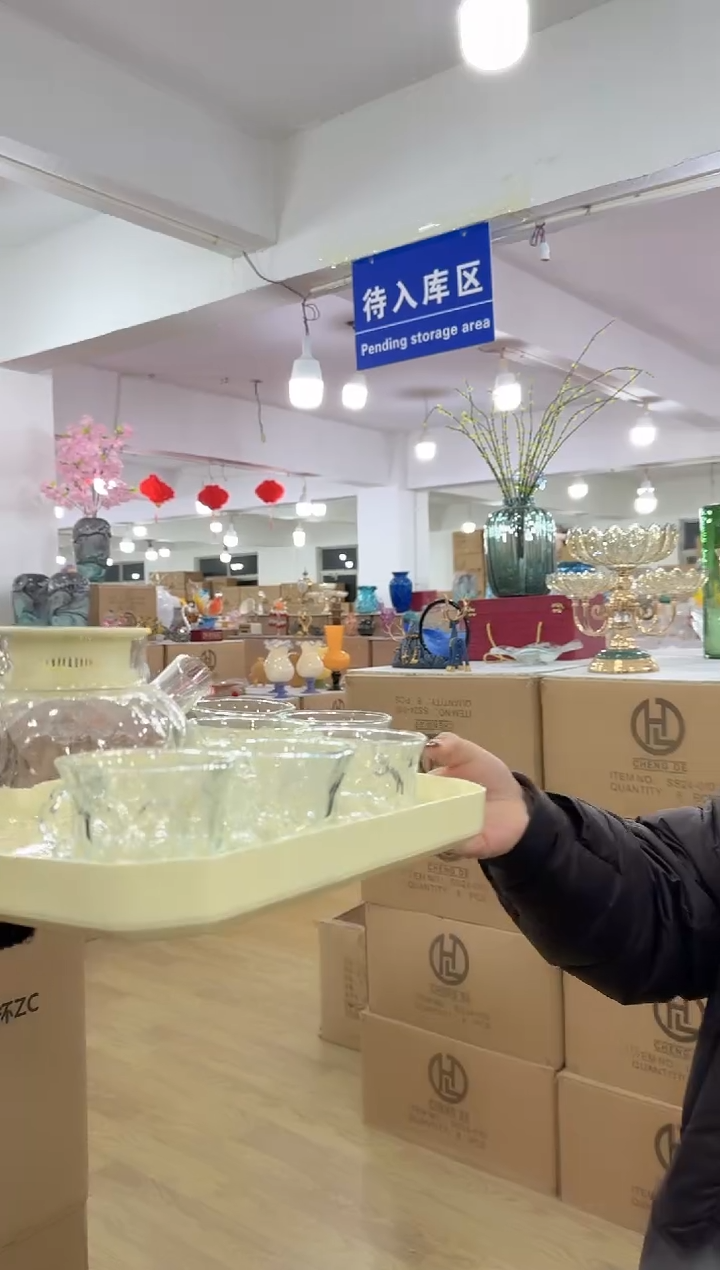 【闪购商品】无铅玻璃甄选花器-b-早21