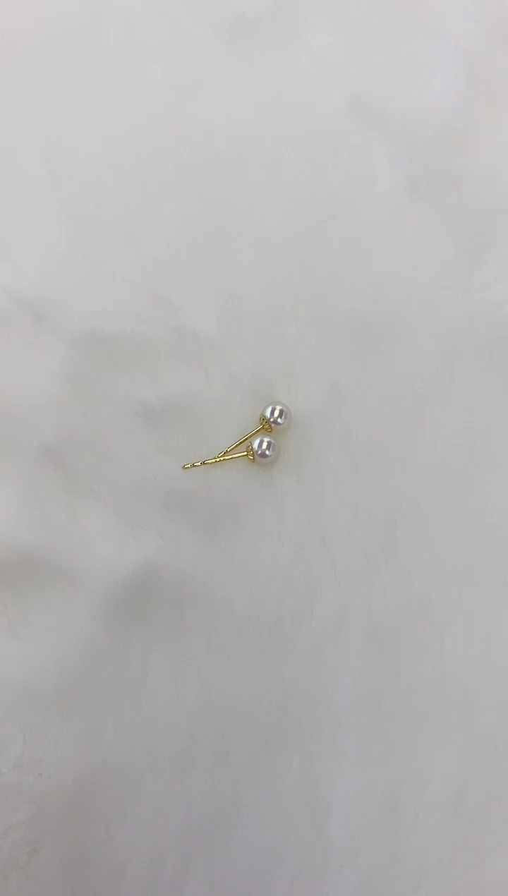18K金镶嵌耳钉海水珍珠Akoya 耳钉 4.5-5MM 18K金 