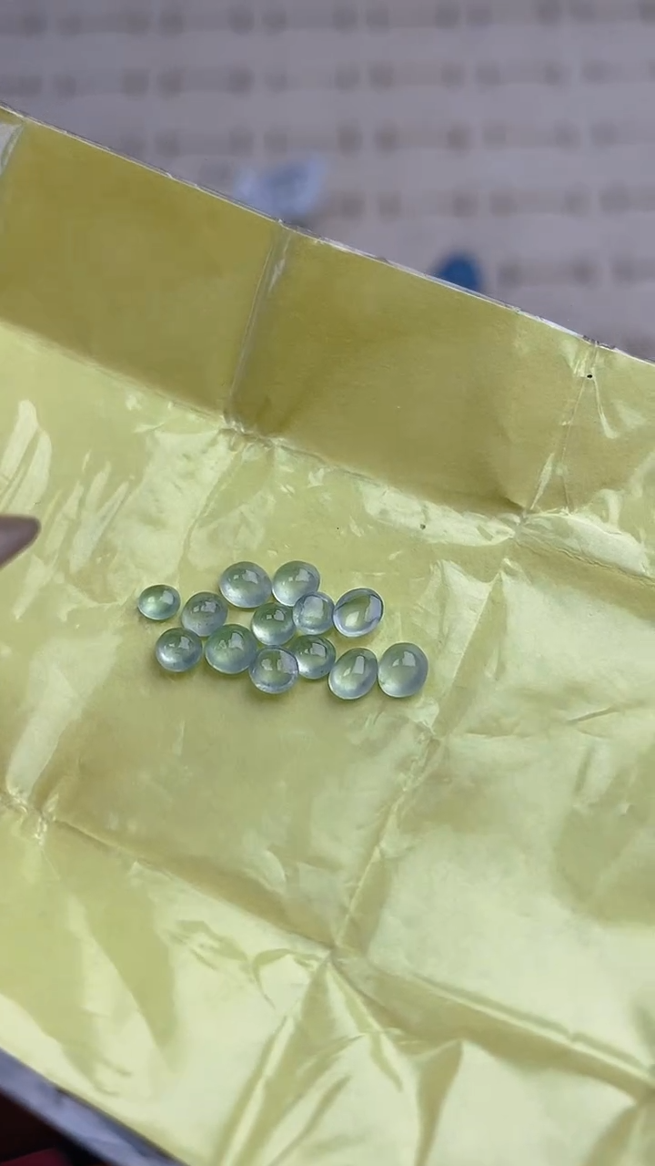 【闪购商品】翡翠耳饰未镶嵌天然A货翡翠70