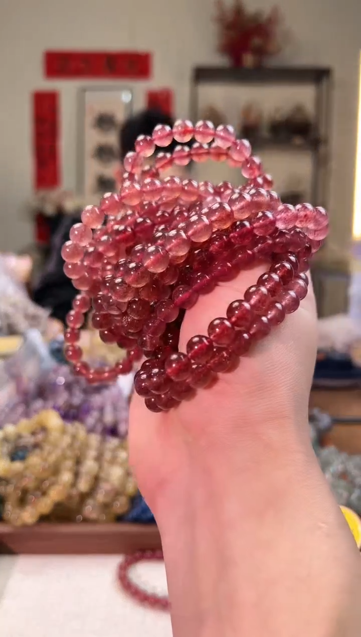 【闪购商品】石英质玉手链未镶嵌8mm＋鸽血红草莓晶（多样性发其一）