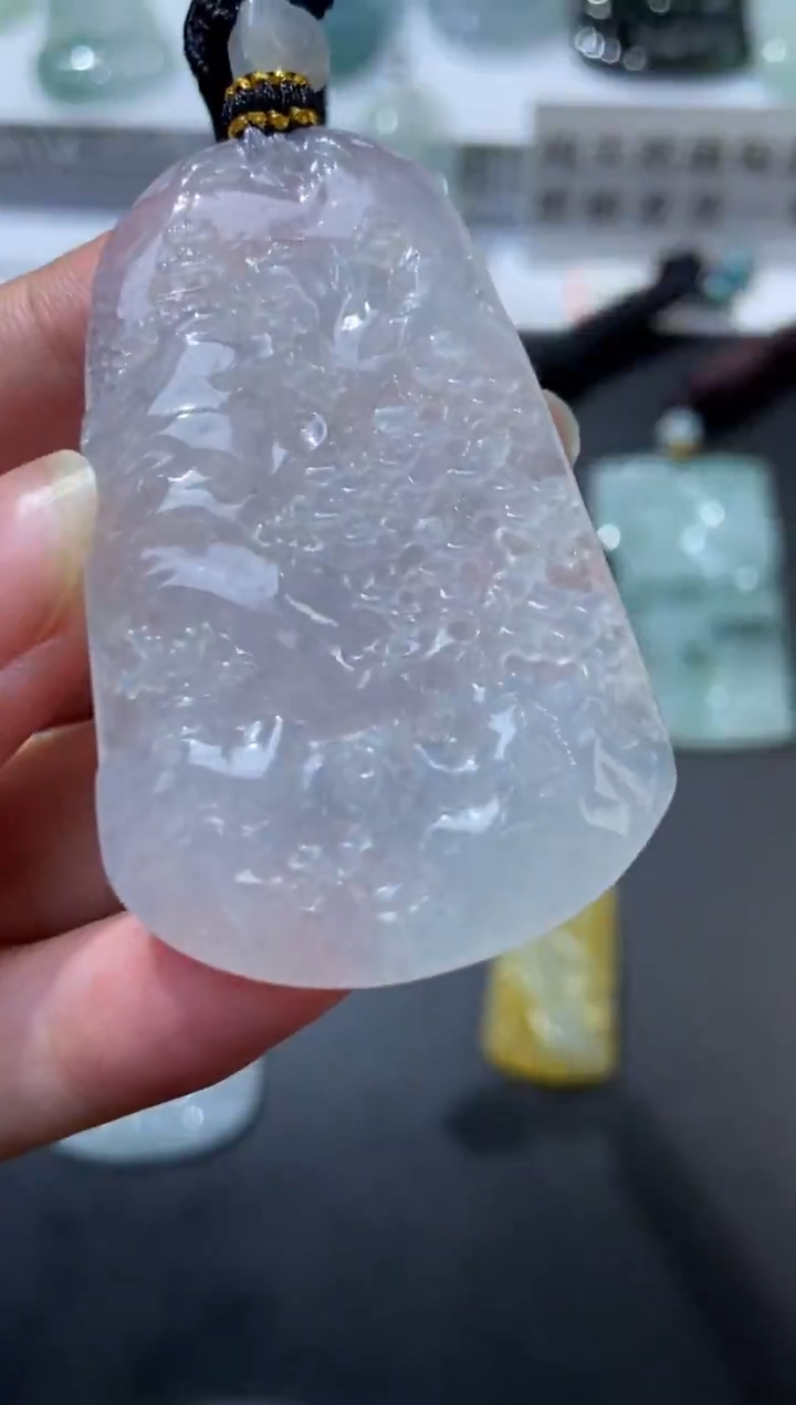 未镶嵌挂件翡翠376940   多人