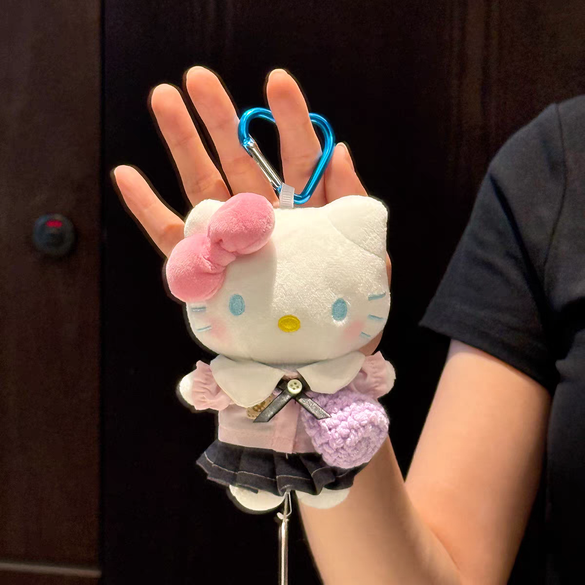 【正版】三丽鸥hellokitty-泰式jk裙挎包可爱毛绒凯蒂猫公仔挂件