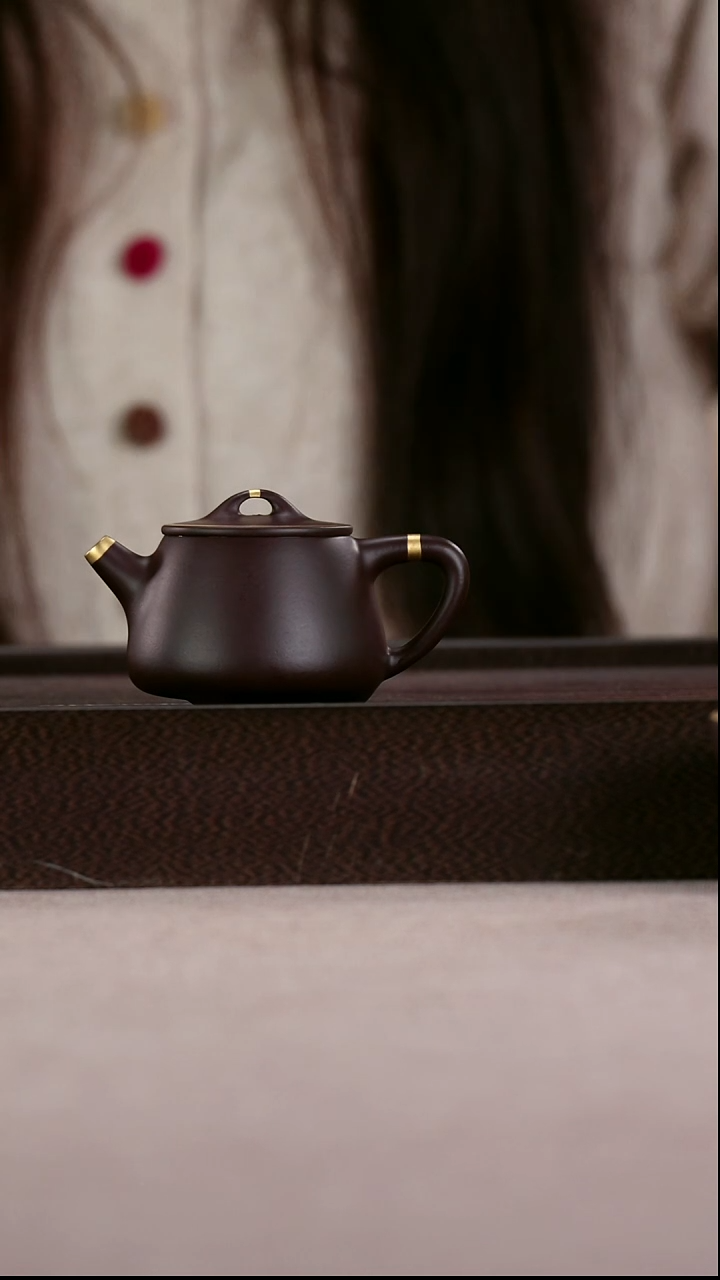 茶壶紫砂四号井茄皮紫泥描金小高瓢