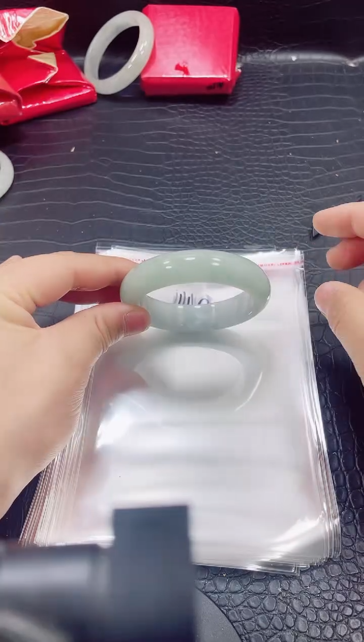 非金属无小哥4号手镯58.5圈口轮胎