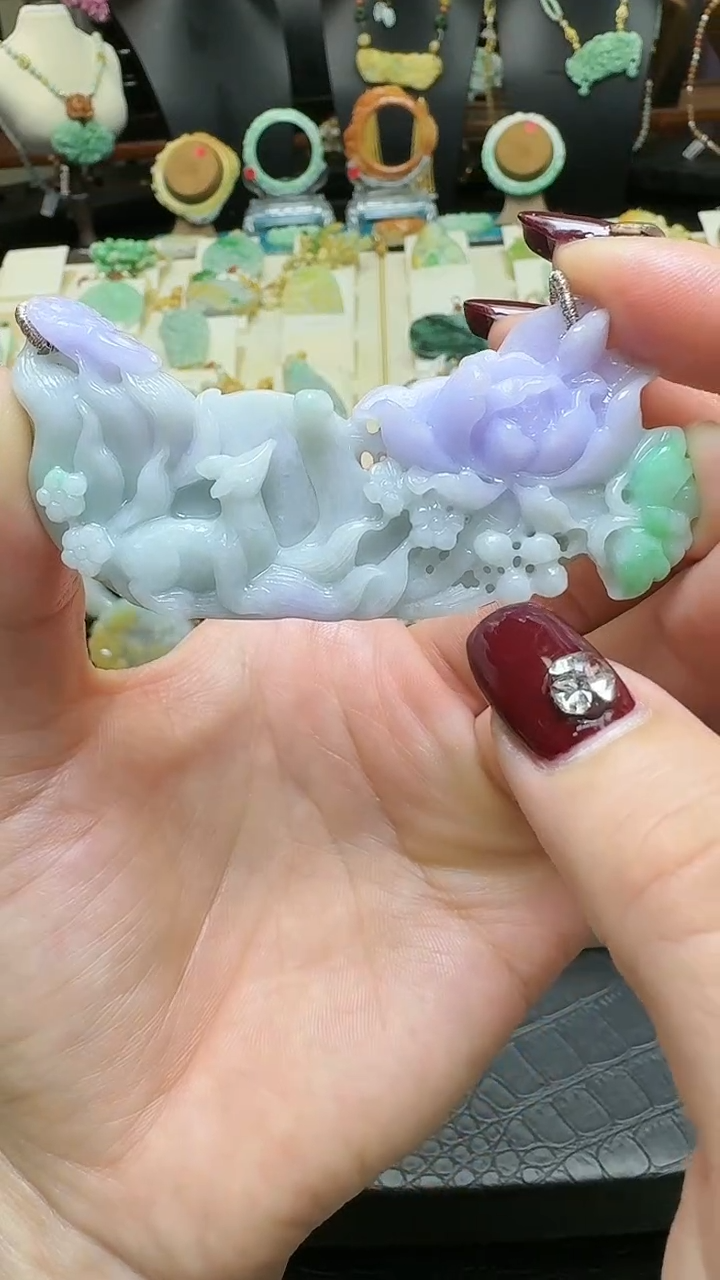 【闪购商品】翡翠颈饰未镶嵌天然翡翠九尾