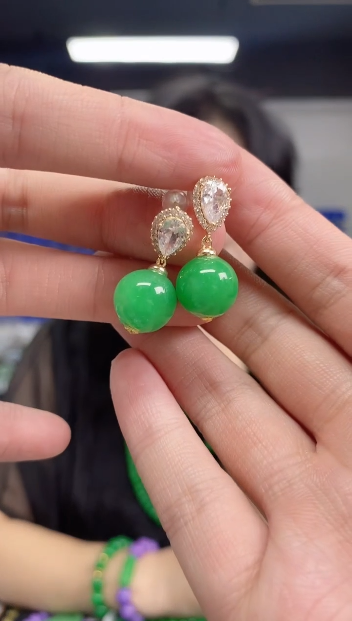 翡翠未镶嵌耳饰闪购链接多样性发其一颜色微差