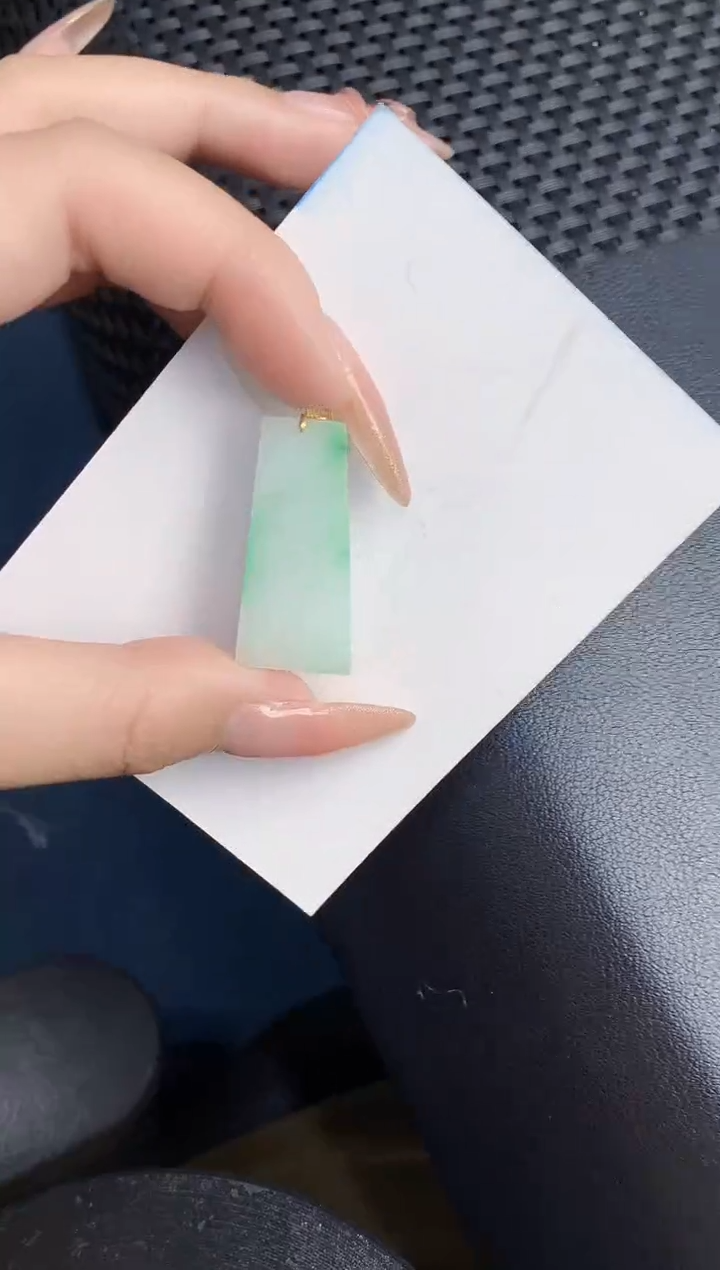 【闪购商品】翡翠颈饰18K金镶嵌000000000