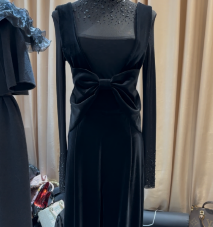 盛雅姿欧货气质时尚设计感百搭显腿长背带裤（裤长140左右）7461