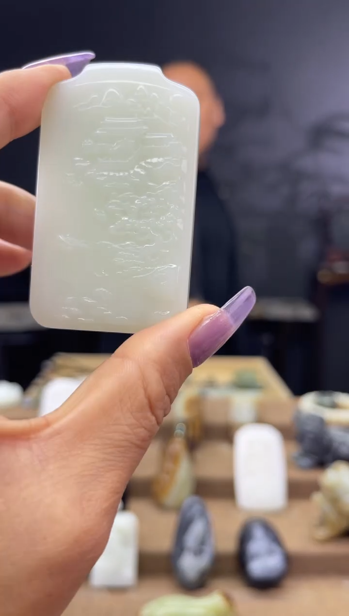 颈饰未镶嵌和田玉1